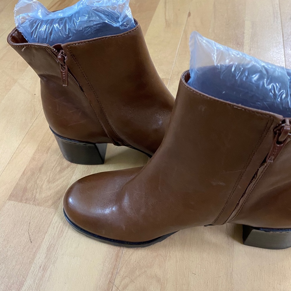 Gianni Bini Sz 7.5 Ankle Boots (New)